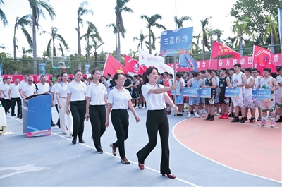 tr, 和富有创意 tr, 和富有创意